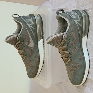 Nike Air Max Fury Running Shoes Men's size 10